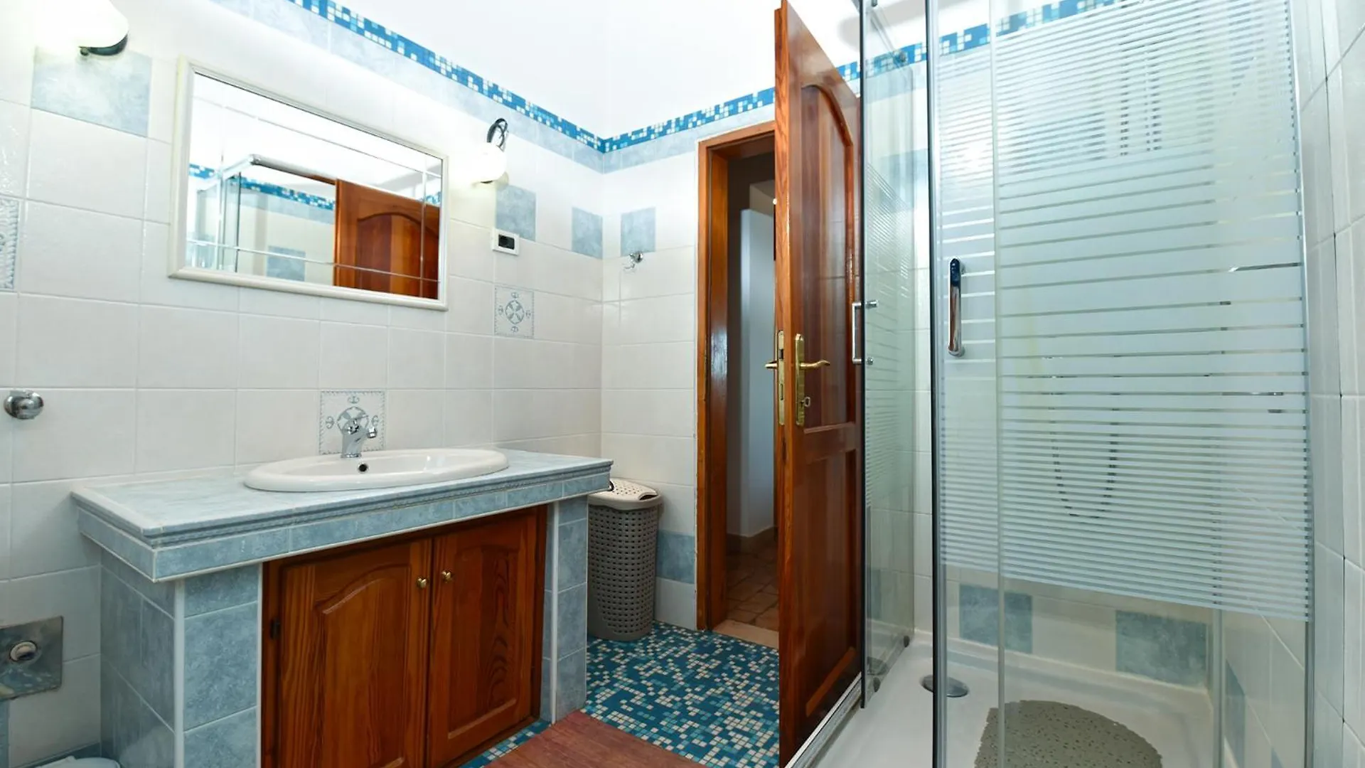 Apartments Bale 1945 Croatia